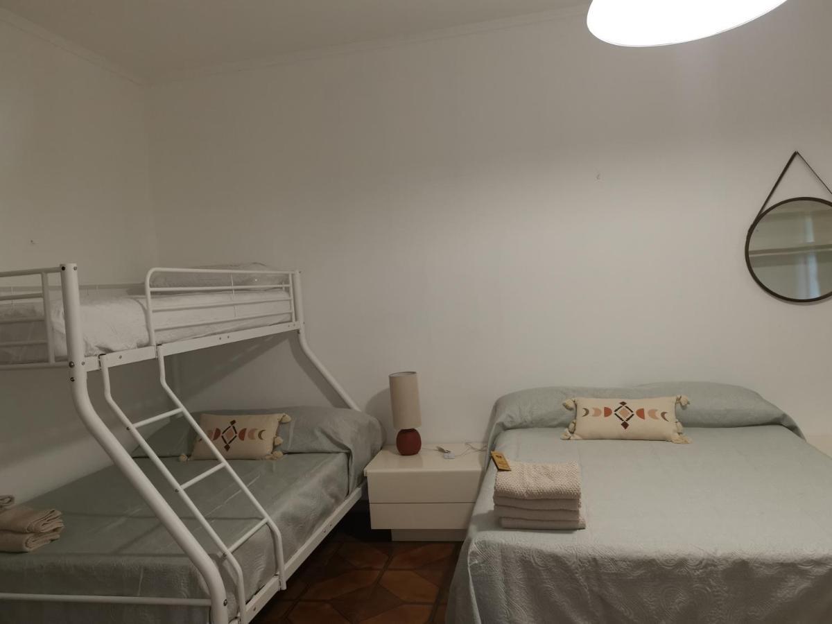 Villa Flora Affittacamere Luni Bagian luar foto