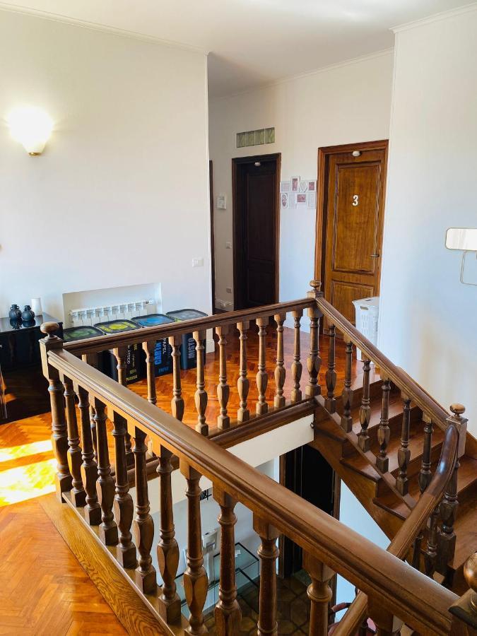 Villa Flora Affittacamere Luni Bagian luar foto