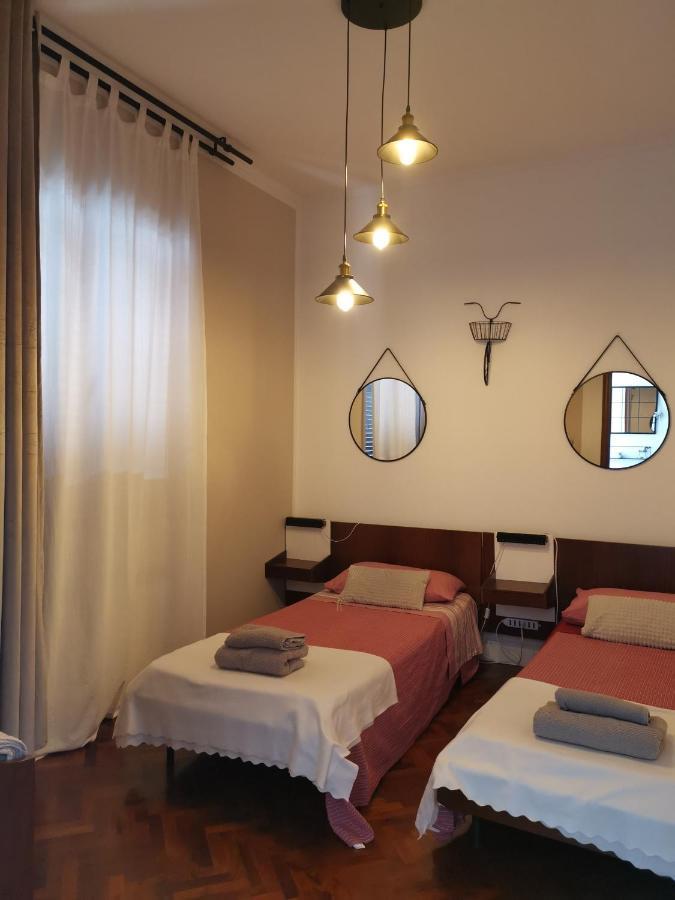Villa Flora Affittacamere Luni Bagian luar foto