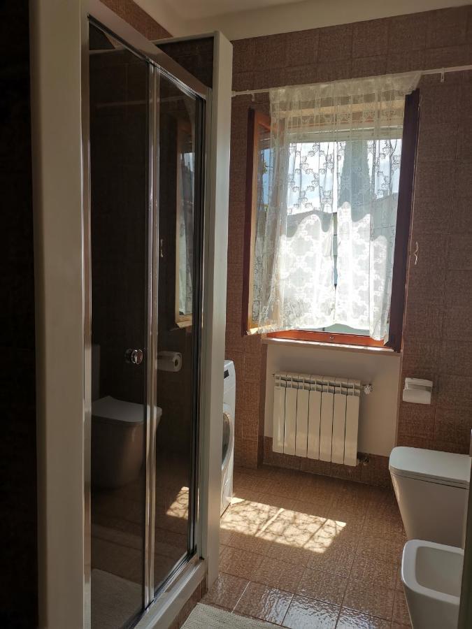 Villa Flora Affittacamere Luni Bagian luar foto
